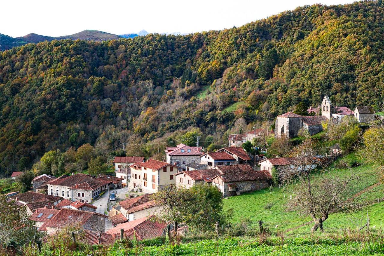 Apartamentos Los Picos De Europa Colio Экстерьер фото